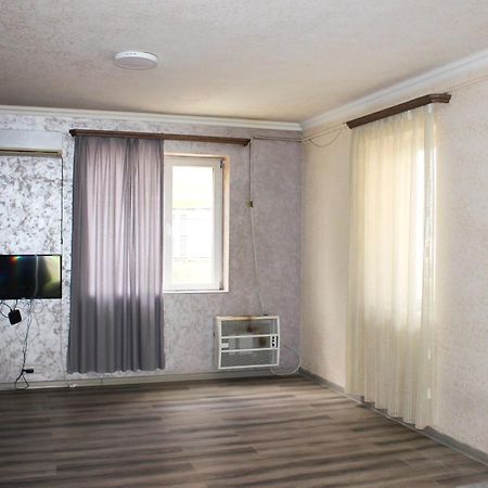 Holiday Home On Aygestan 11 Erevan Quarto foto