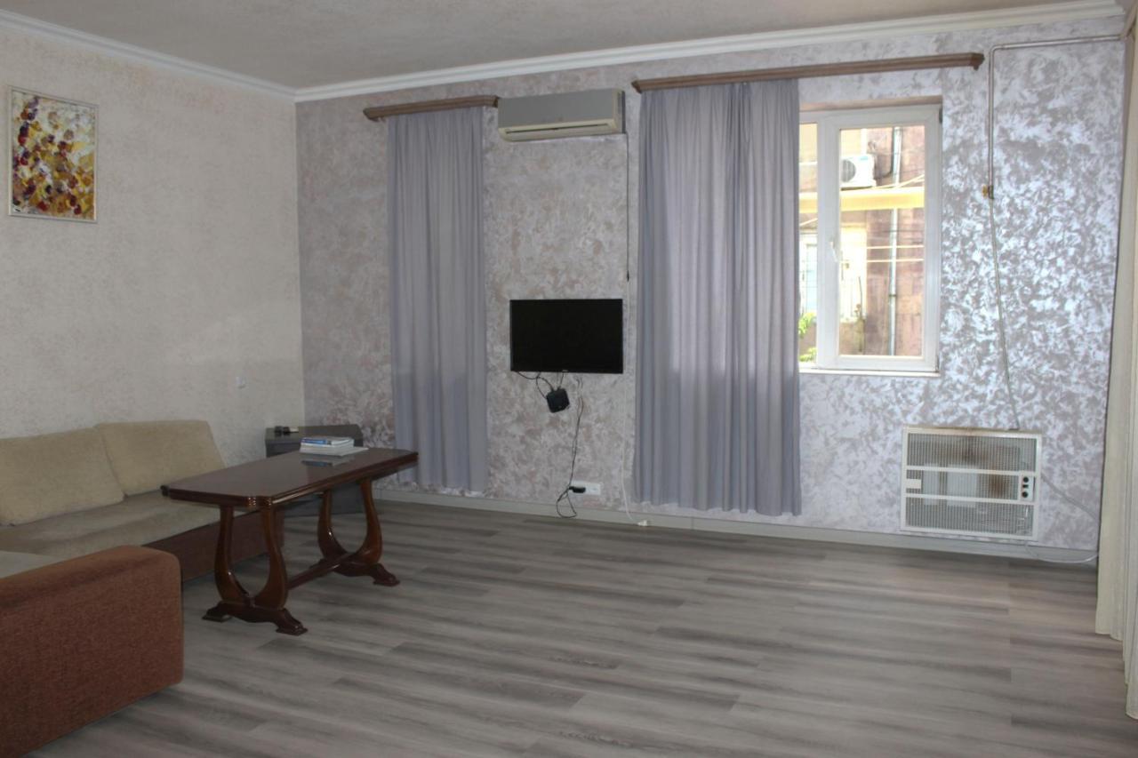 Holiday Home On Aygestan 11 Erevan Quarto foto